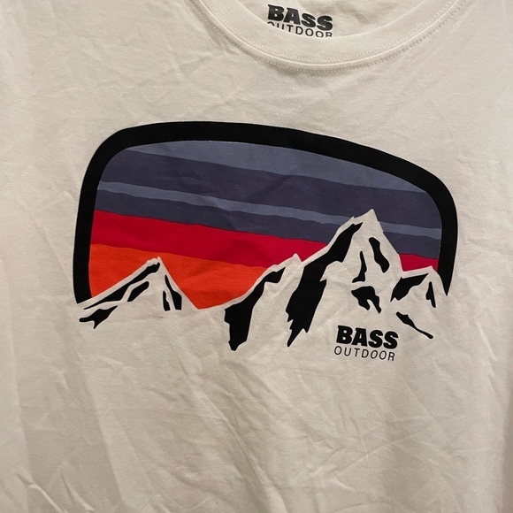 NWT Boys Graphic T-Shirt Bass Outdoor Shirt - Picture 2 of 4